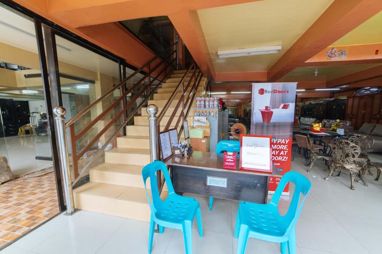 Reddoorz Near Golden Sarok Shrine Kalibo Exterior foto